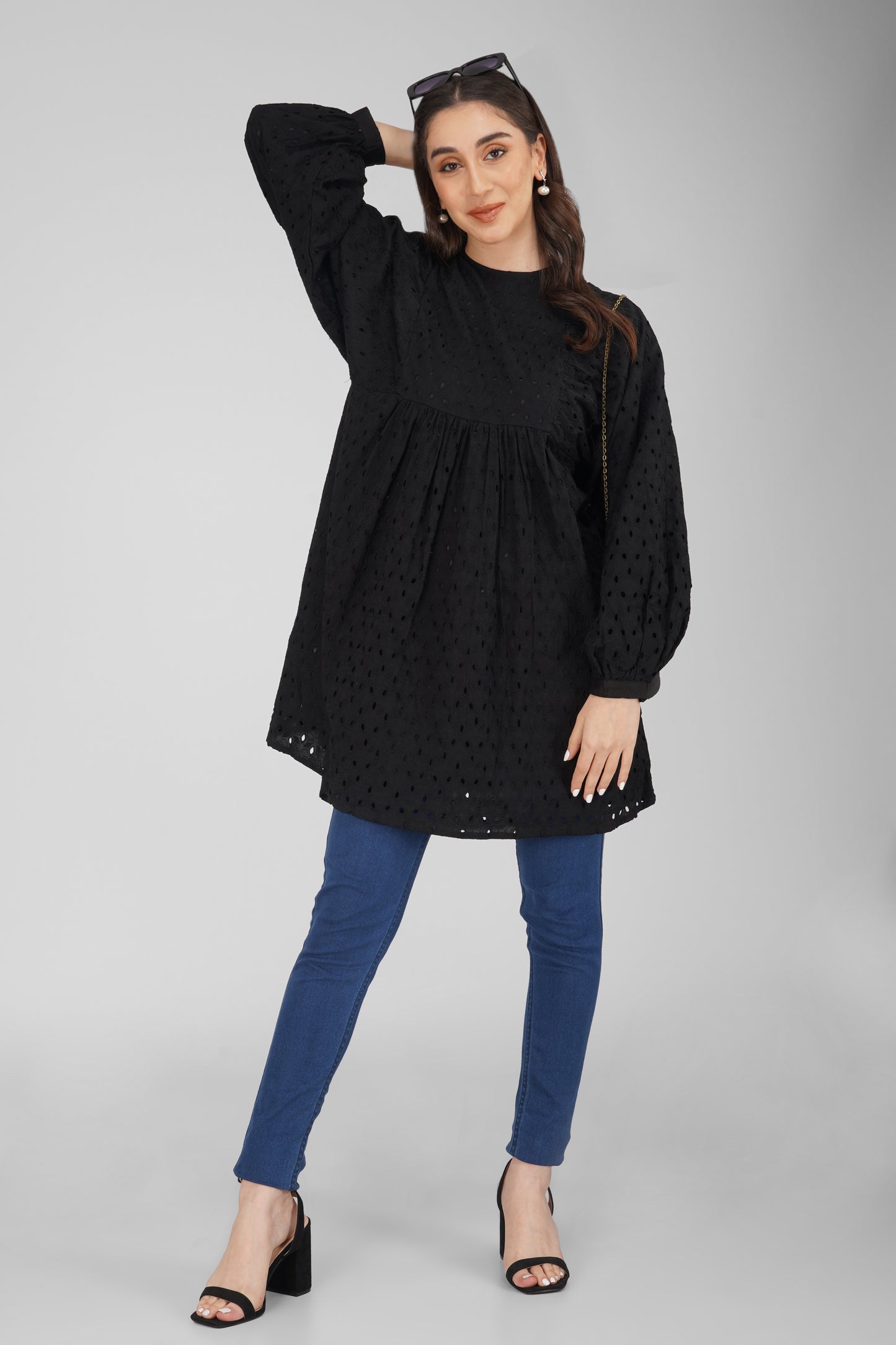 Black hakoba tunic