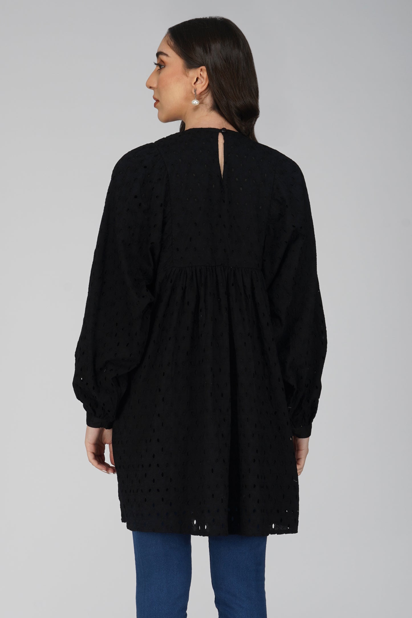 Black hakoba tunic